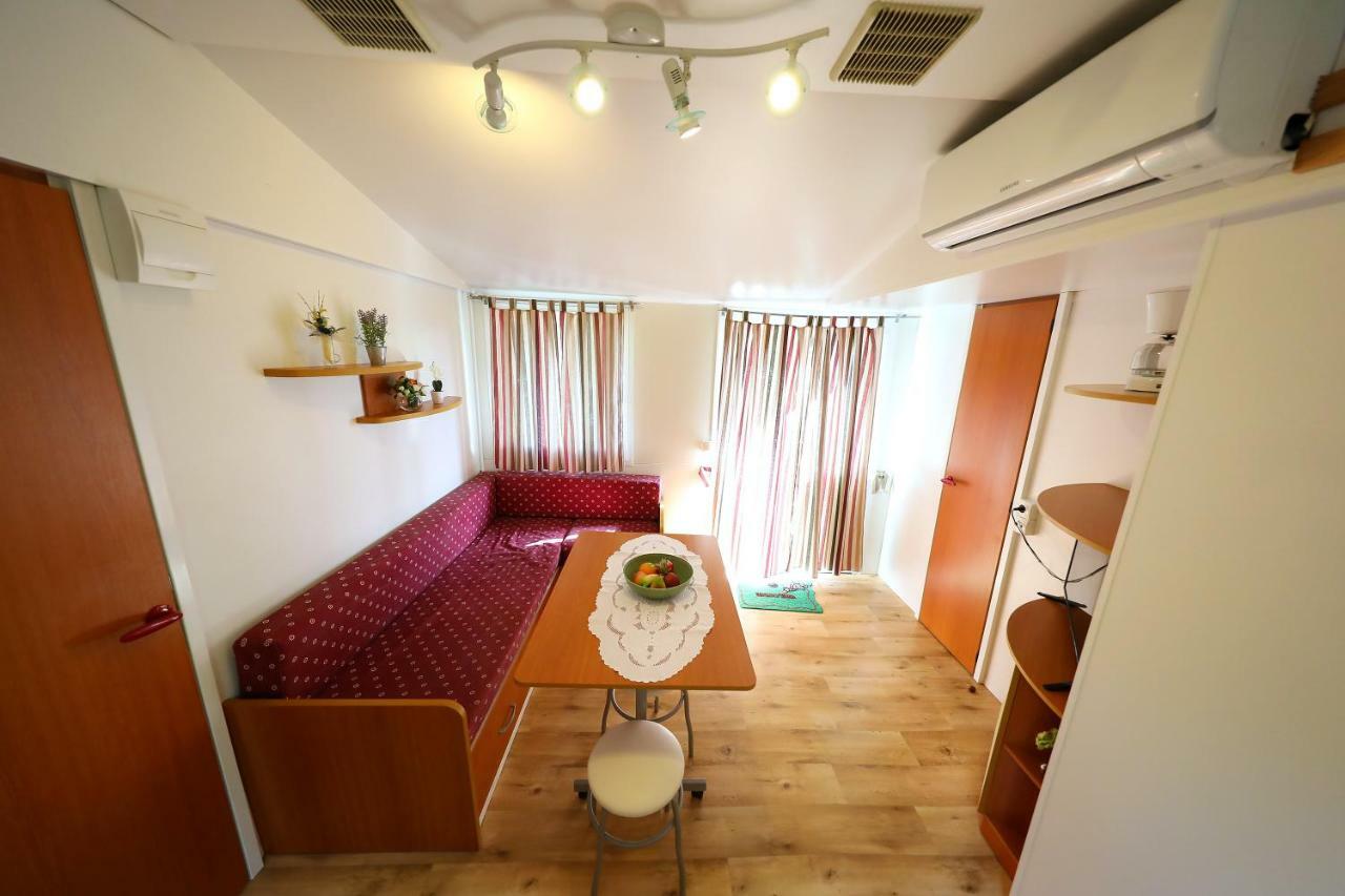 Mobile Home Grbe Nin Exteriör bild